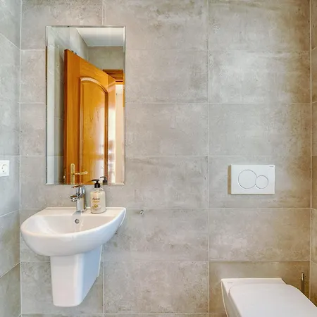 3027 Exclusive Family Retreat Near