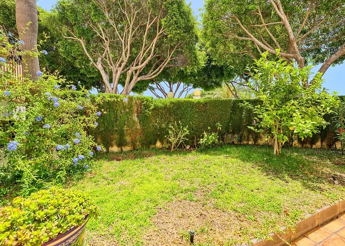 3027 Exclusive Family Retreat Near Feriehus